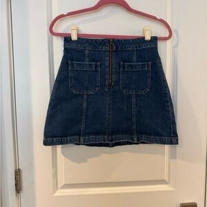 Madewell Denim Mini Skirt with Front Pockets and Zipper
